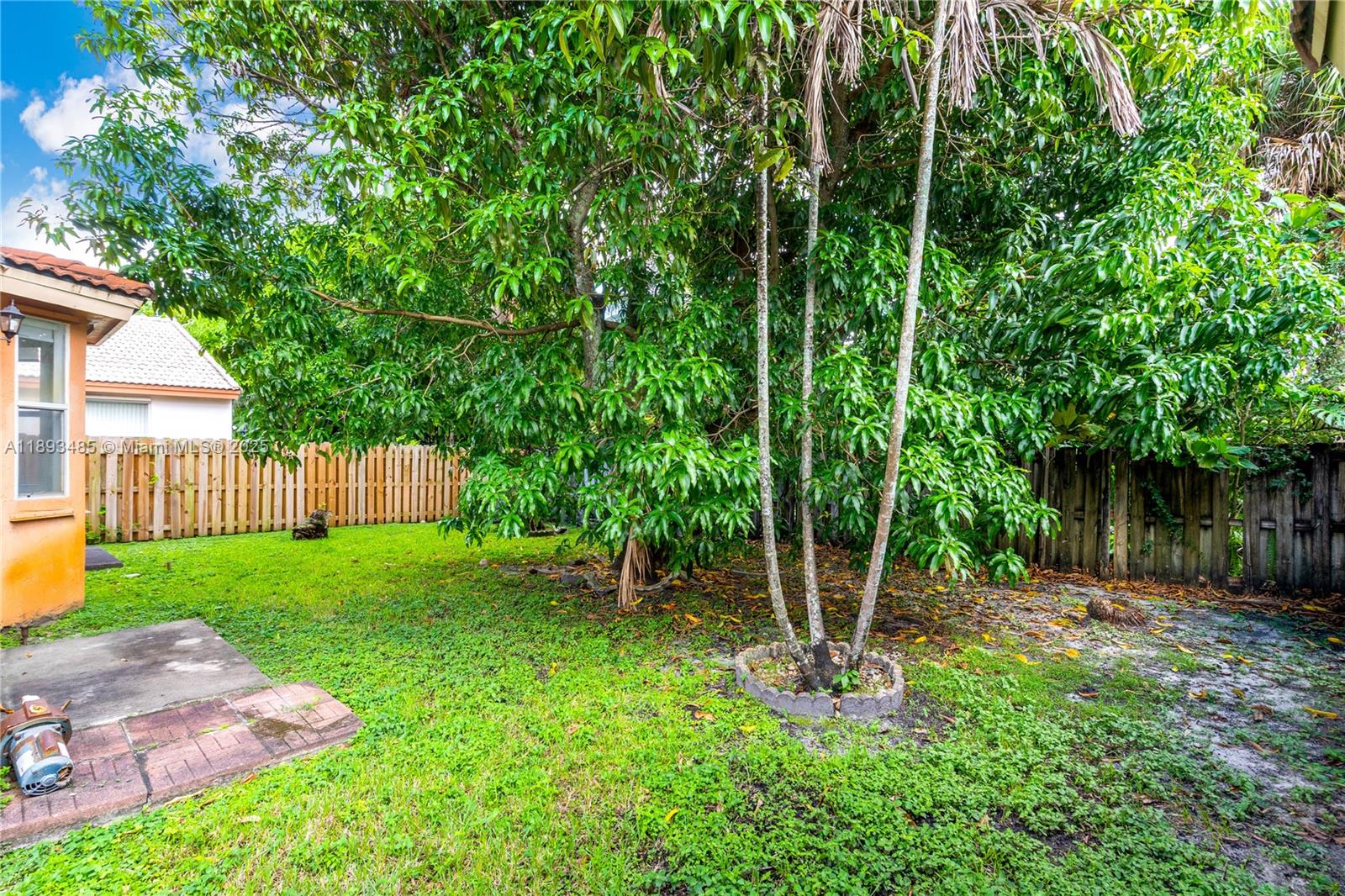 LANDINGS - Residential