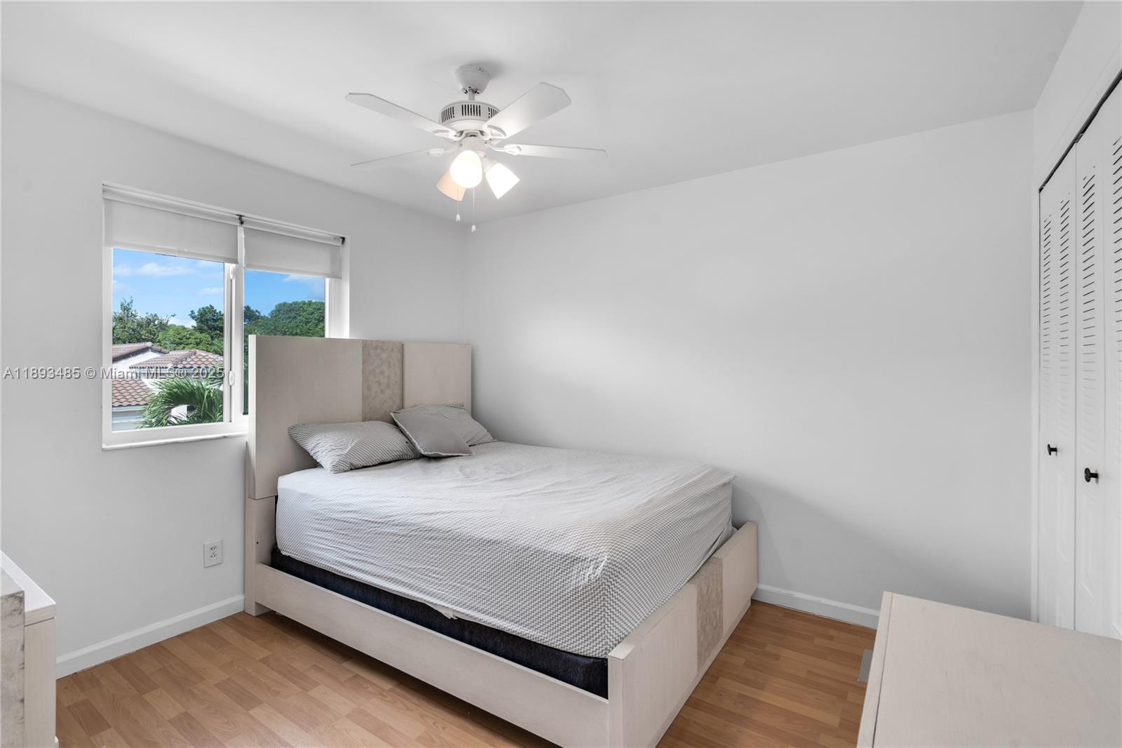 LANDINGS - Residential