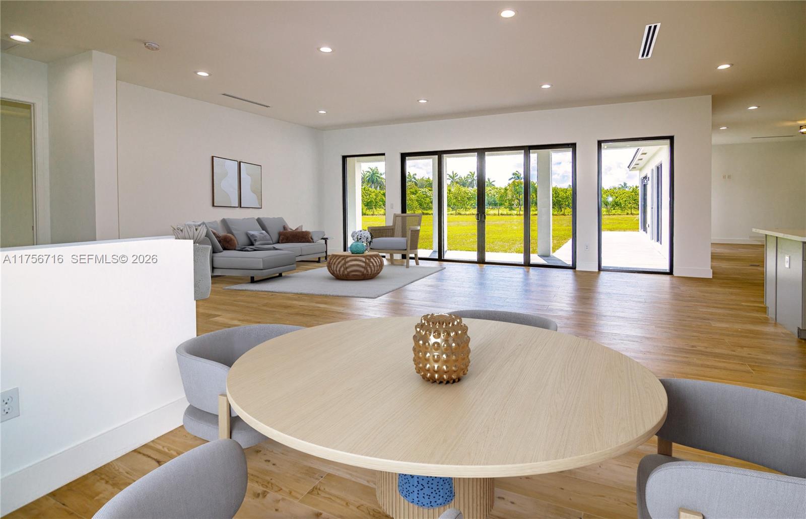 OUTBACK RANCHES - Residential