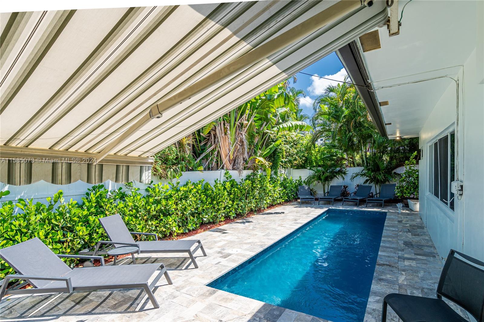Property for Sale at 3261 Aqua Vista Dr, Pompano Beach, Broward County, Florida - Bedrooms: 6 
Bathrooms: 4  - $1,550,000
