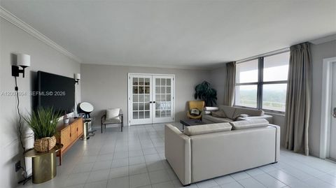 9225 Collins Ave 812 Surfside FL 33154