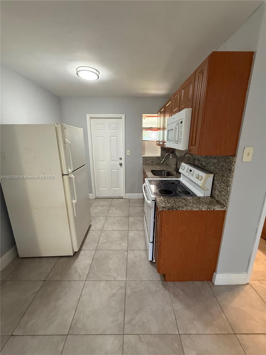 4680 SW 33rd Ave 4