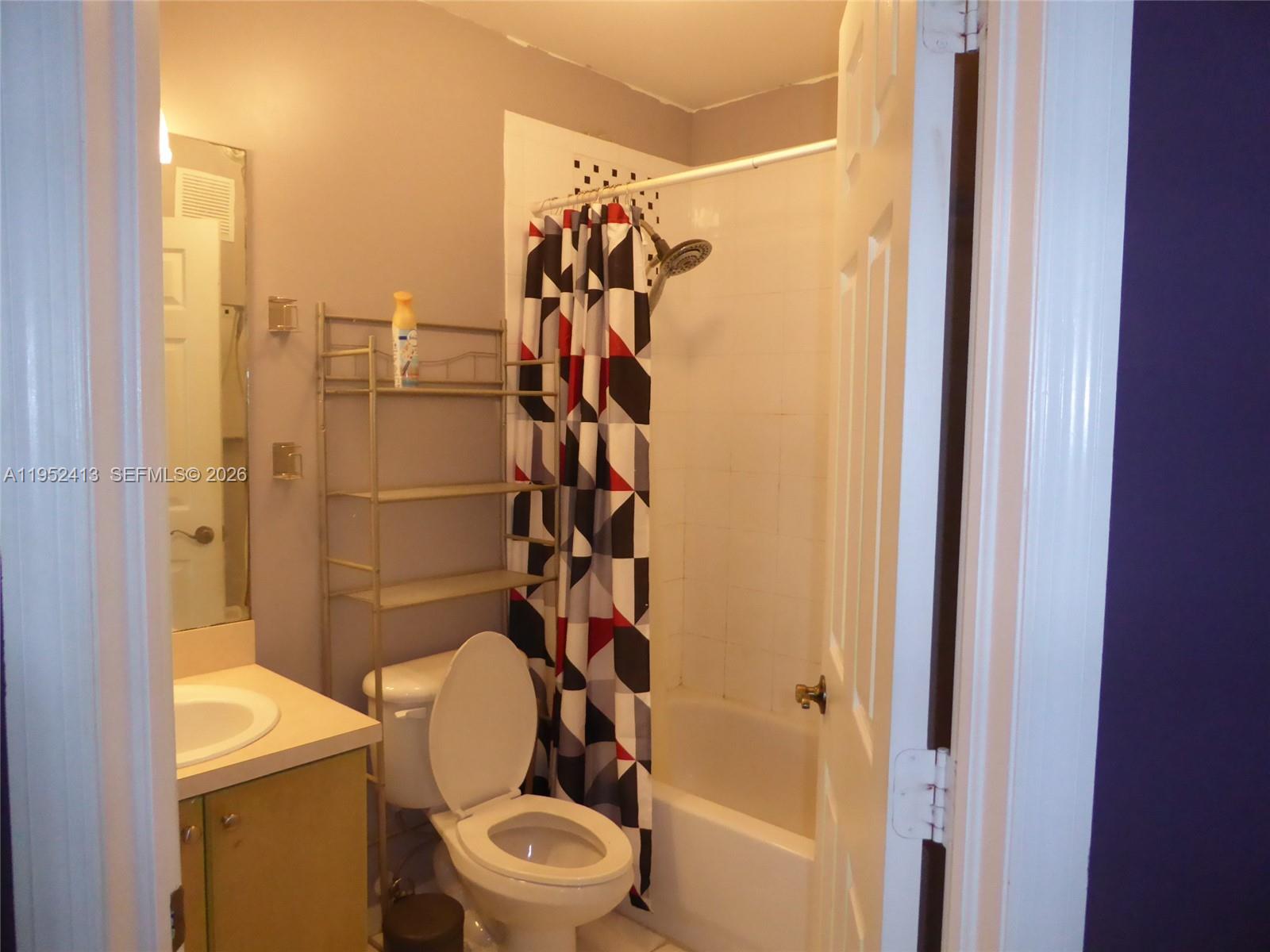 TOWNGATE CONDO SIX - Residential