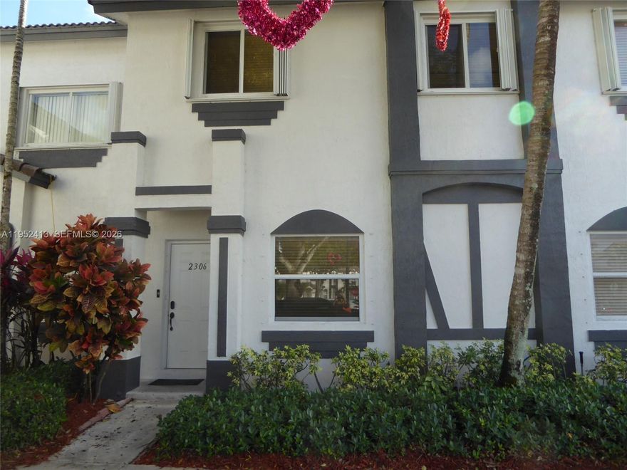 Lovely 2 story 3/2/1 townhome in Towngate. Laminate flooring throughout first floor with separated formal and family kitchen floor plan. Open kitchen with snack counter with newer appliances includes refrigerator, dishwasher, washer and dryer. Laundry is easily done in the family/kitchen area downstairs. All bedrooms are upstairs and are well sized. Master with walk in closet and vaulted ceiling. Back patio area fenced and with a gate to allow access to the greenery area behind the unit. Community pool and play area and also internet and cable are included in the monthly fees. Formal living room is equipped already with the cable box and tv bracket. Close to shopping, restaurants and easy access to turnpike. Guard house entry and patrolled security is offered in this community. Easy to show call listing agent.