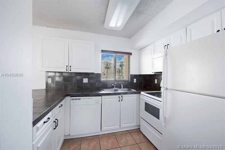 PASEO REAL CONDO - Residential