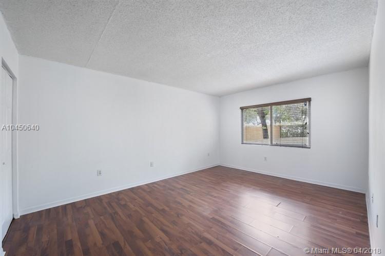 PASEO REAL CONDO - Residential