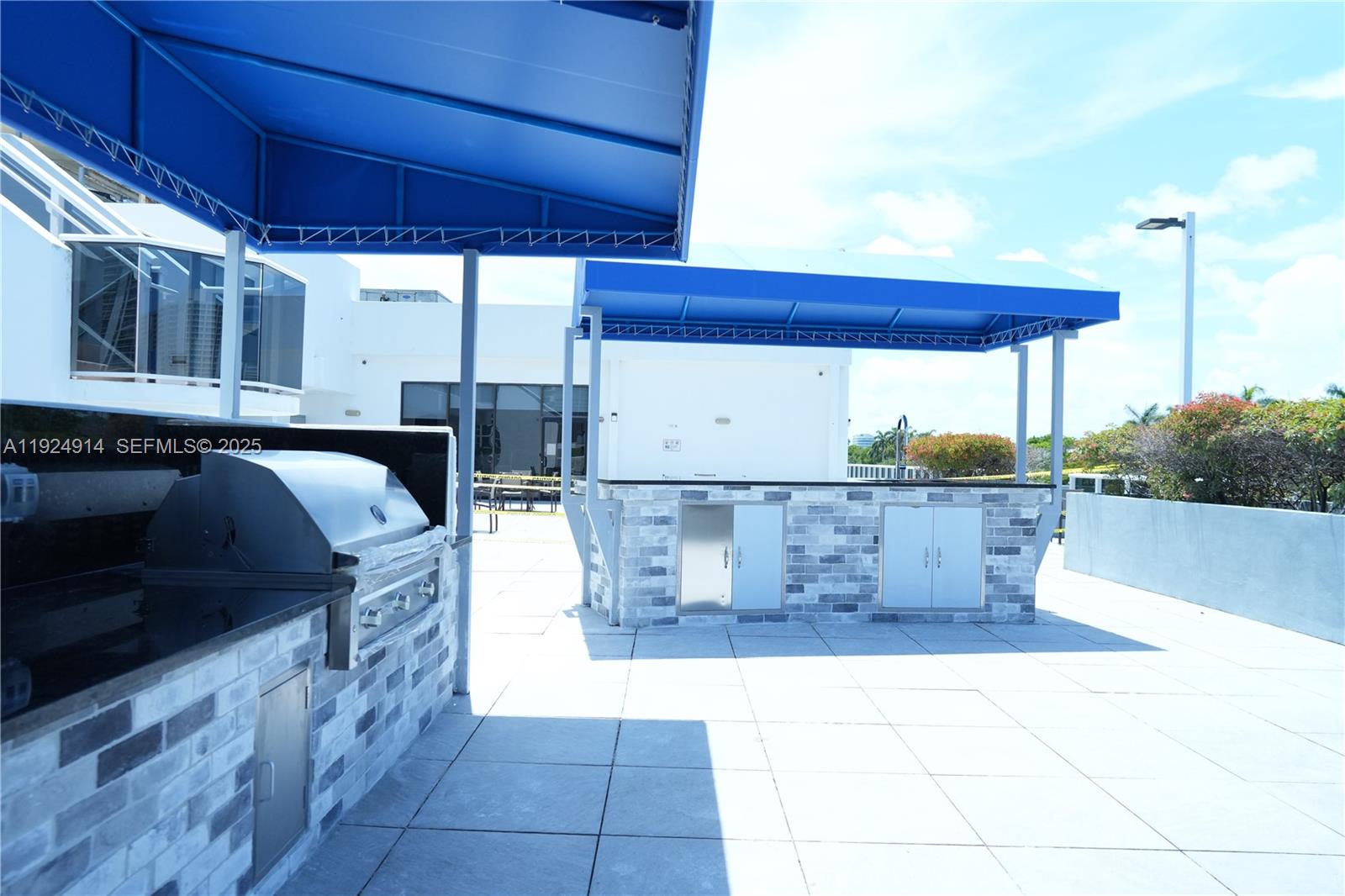 AVENTURA-EL DORADO CONDO - Residential