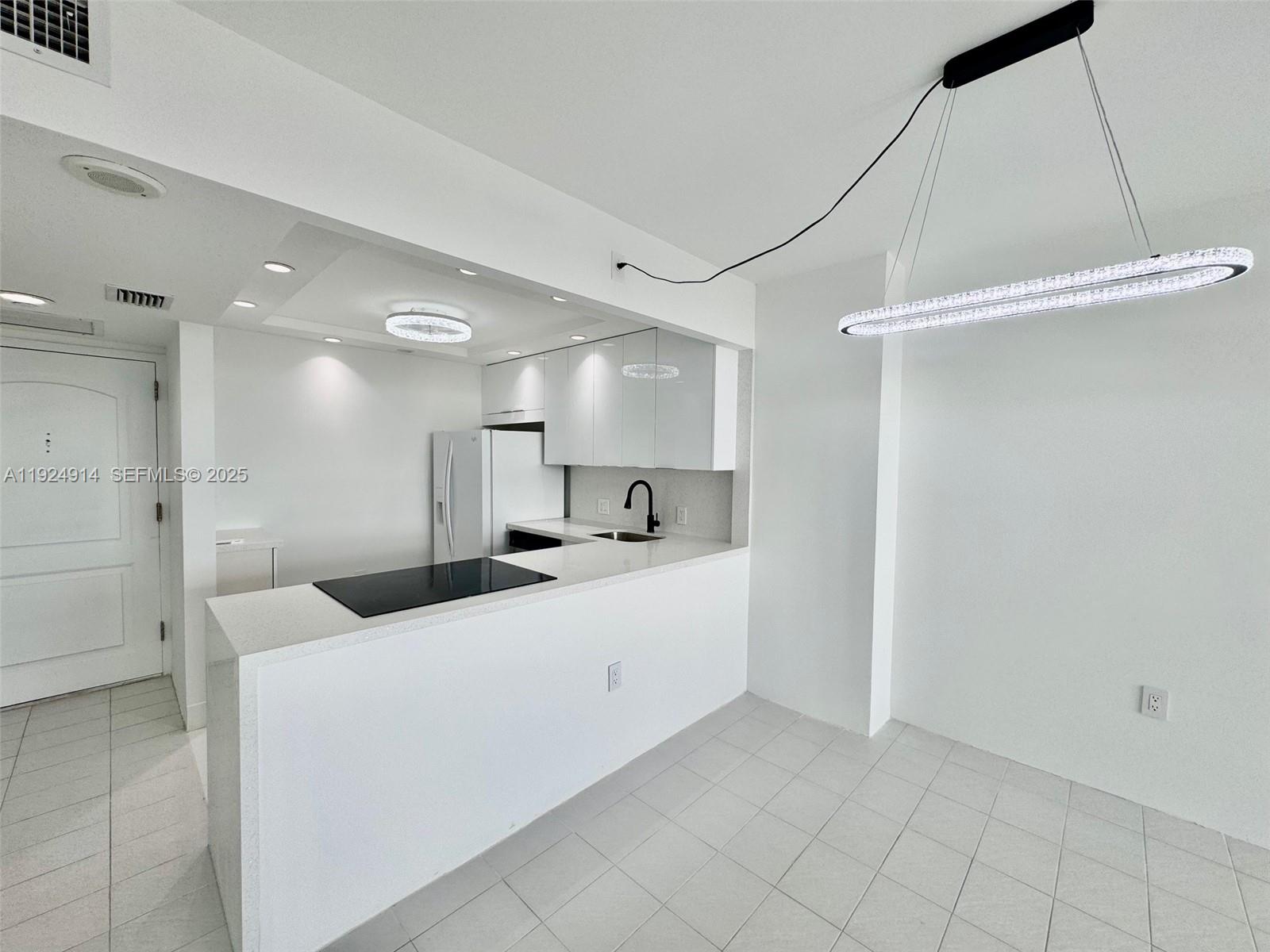 Properties 4 3675 N Country Club Dr 2007