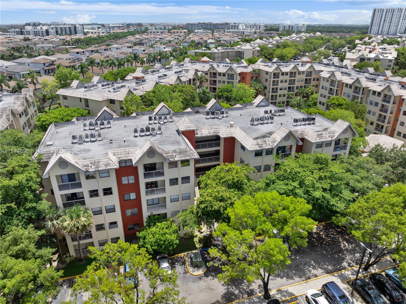 GREAT AND SPACIOUS APARTMENT FOR RENT!! 1 MASTER BEDROOM, 1 BATHROOM, TITLE FLOOR, LARGE BALCONY WASHER AND DRYER INSIDE. 1 PARKING SPACE ASSIGNED. CONDO OFFERS COMMUNITY POOL, JACUZZI, GYM TENNIS COURTS, EXCELLENT LOCATION IN THE HEART OF DOWNTOWN DORAL CLOSE TO MAJOR HIGHWAYS.