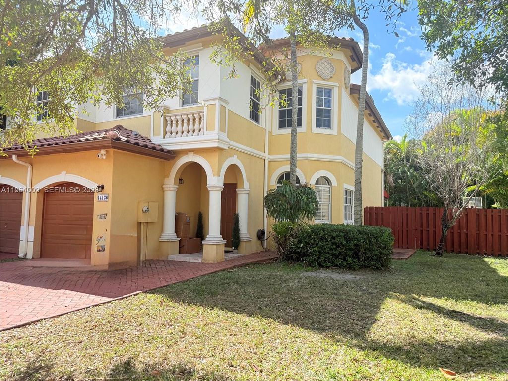Photo of 14136 SW 51st Ln, Miramar, FL 33027 (MLS # A11964009)
