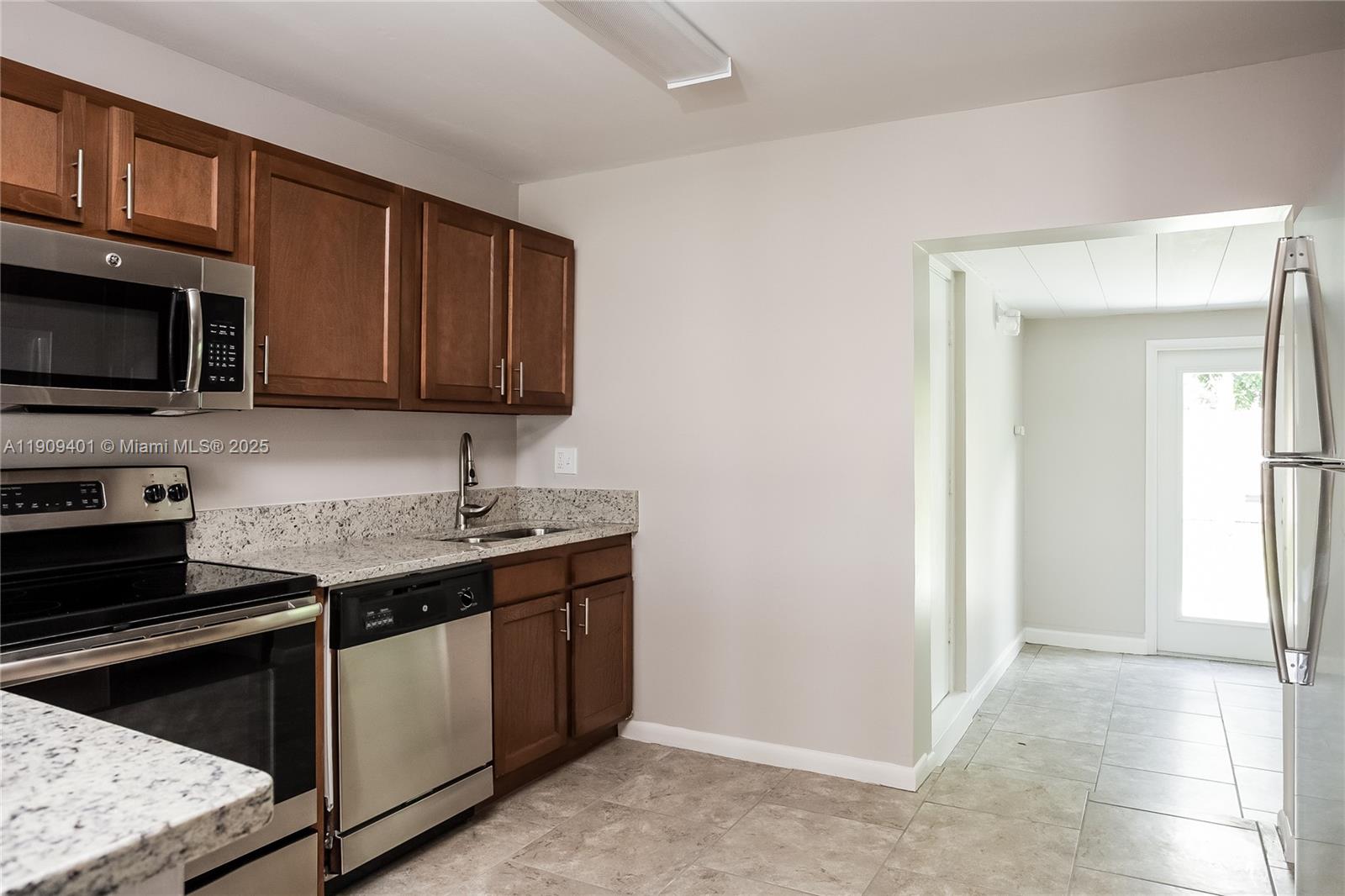 FISHERMANS VLG - Residential Lease