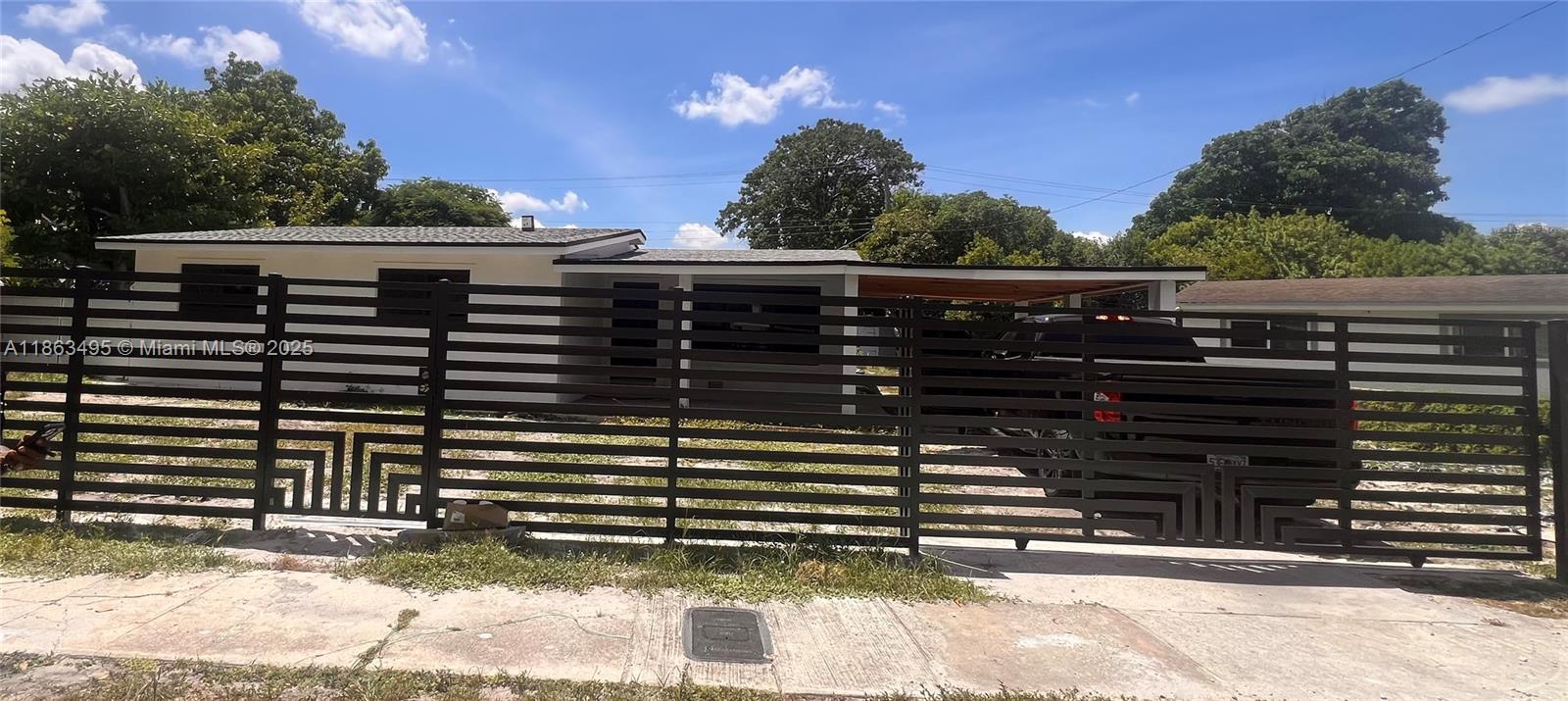 Investor or DIY Enthusiast Special – 4 Beds, 4 Baths, 2.7 Miles to Fort Lauderdale Beach
This property offers a solid foundation with a brand-new roof, AC, impact windows, and aluminum fence. Inside, the home requires a complete interior renovation: drywall, kitchen, and bathrooms are needed. With 4 bedrooms and 4 bathrooms, there's ample space to create a custom layout. Some building materials are included to assist with the project. Located just 2.7 miles from Fort Lauderdale Beach, this is an excellent opportunity for investors or buyers looking to design their ideal home. Contact the listing agent for more details or to schedule a viewing.