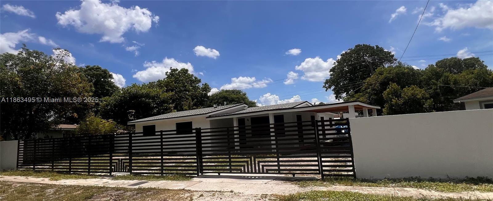 1212 NW 15th St