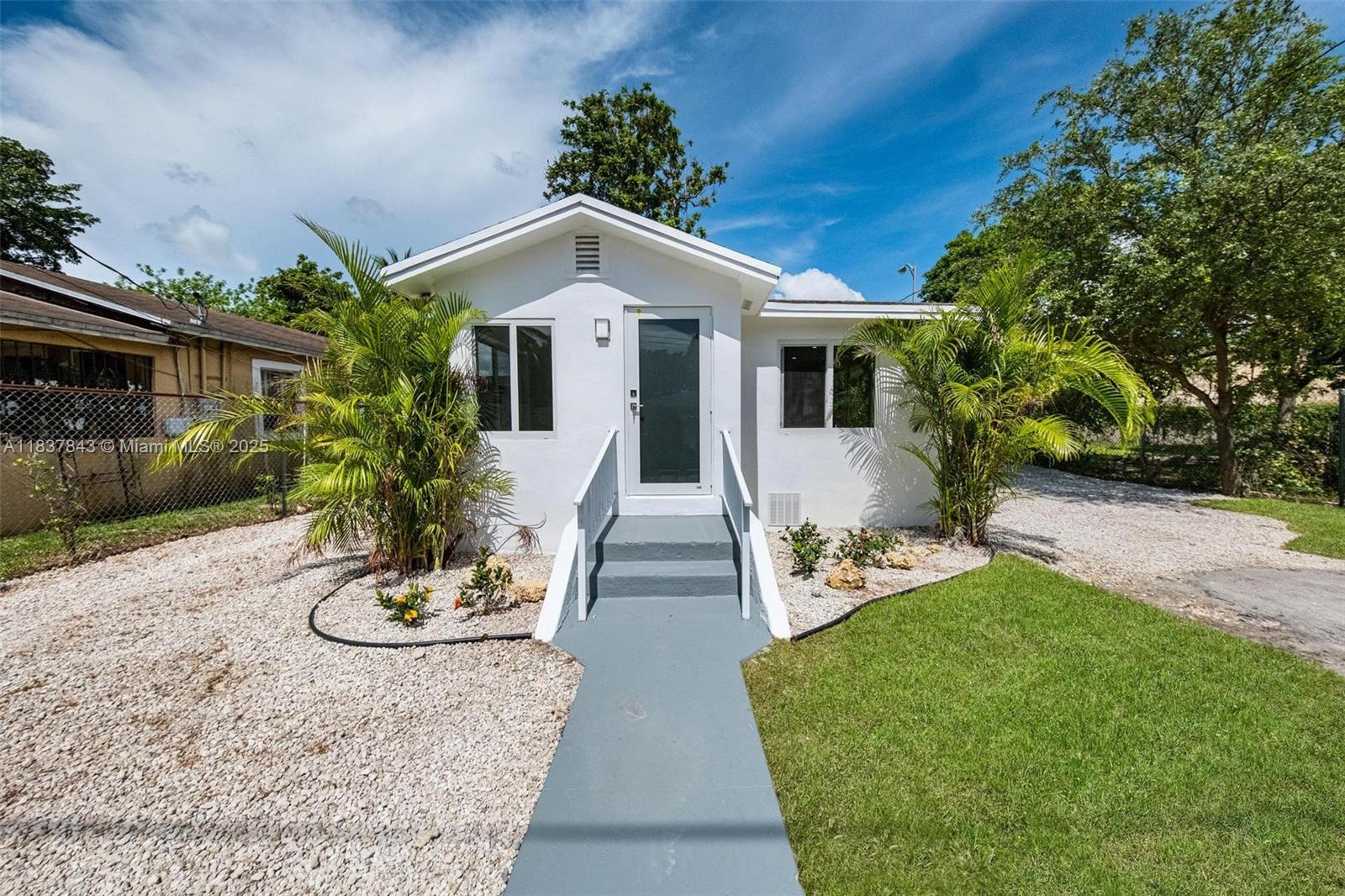 BUENA VISTA GARDENS EXTEN - Residential