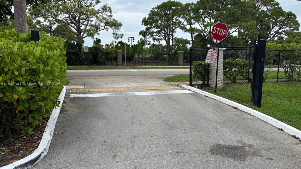 Photo of 430 SE 2nd Ave #3, Deerfield Beach, FL 33441 (MLS # A11840341)