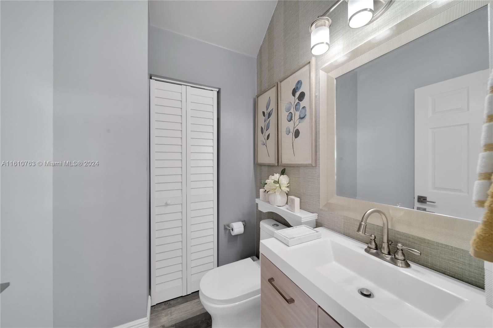 Photo 20 of 67 of 3832 Pebblebrook Ct house