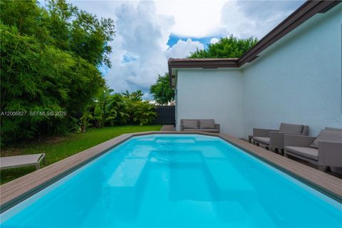 Tiny photo for 23341 SW 132nd Pl, Homestead, FL 33032 (MLS # A12006827)