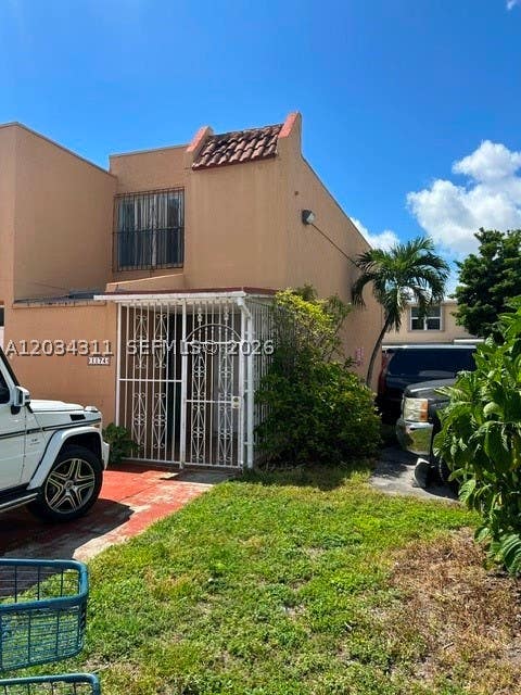 Photo of 1174 W 40th St #48, Hialeah, FL 33012 (MLS # A12034311)