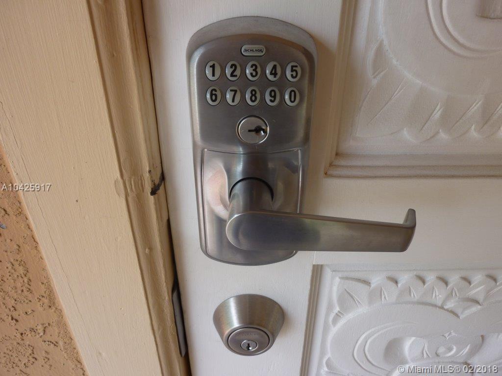 GULFSTREAM ESTATES 37-6 B - Residential Lease