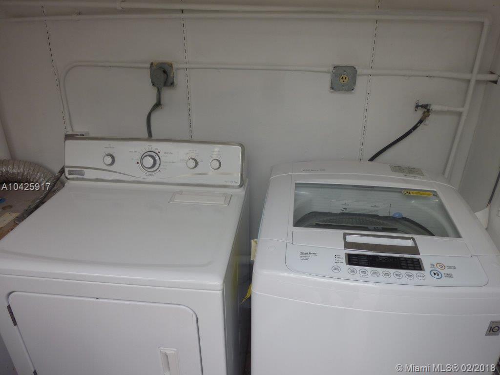 GULFSTREAM ESTATES 37-6 B - Residential Lease