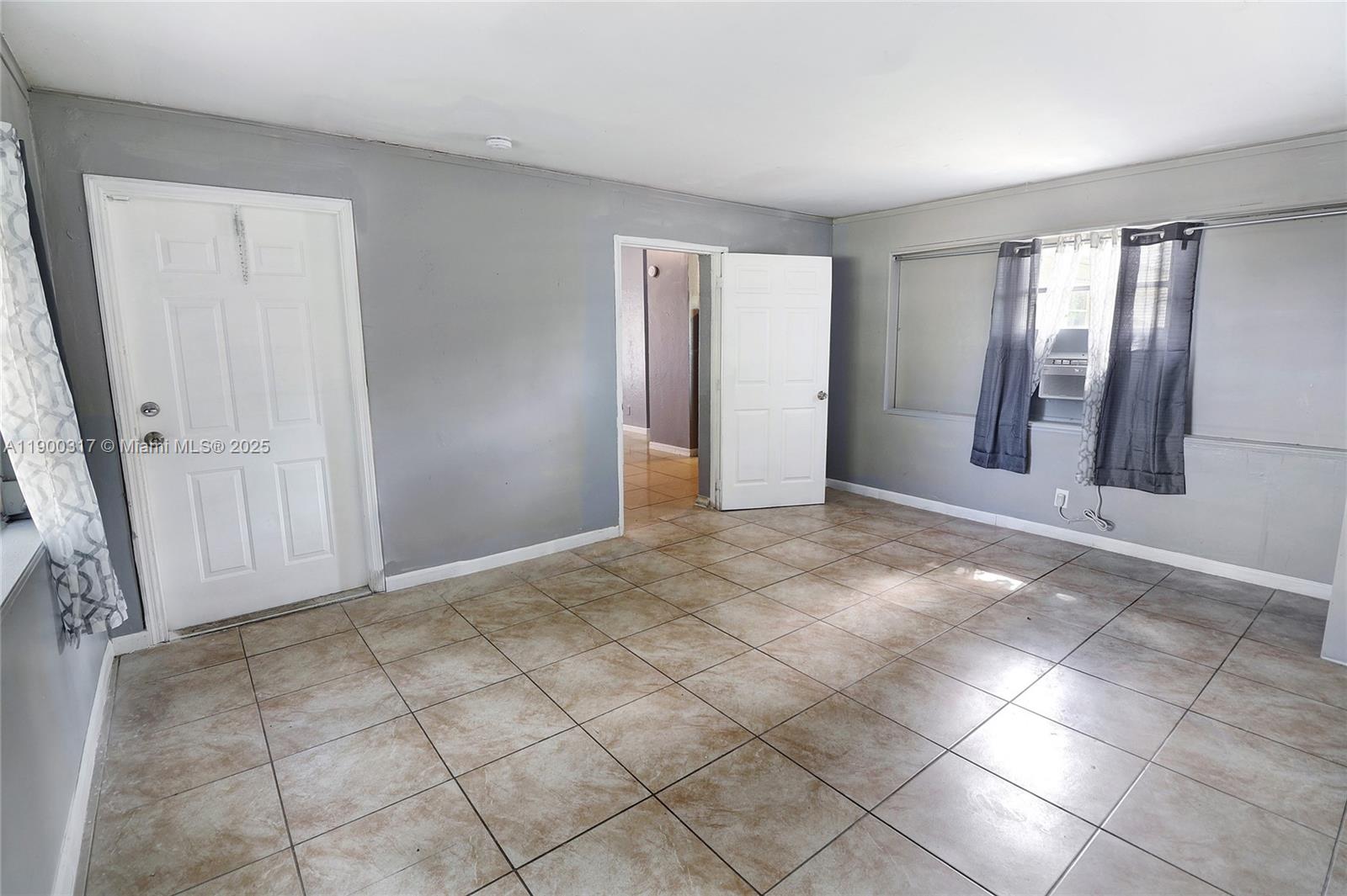 LAUDERDALE MANORS AMEN RE - Residential