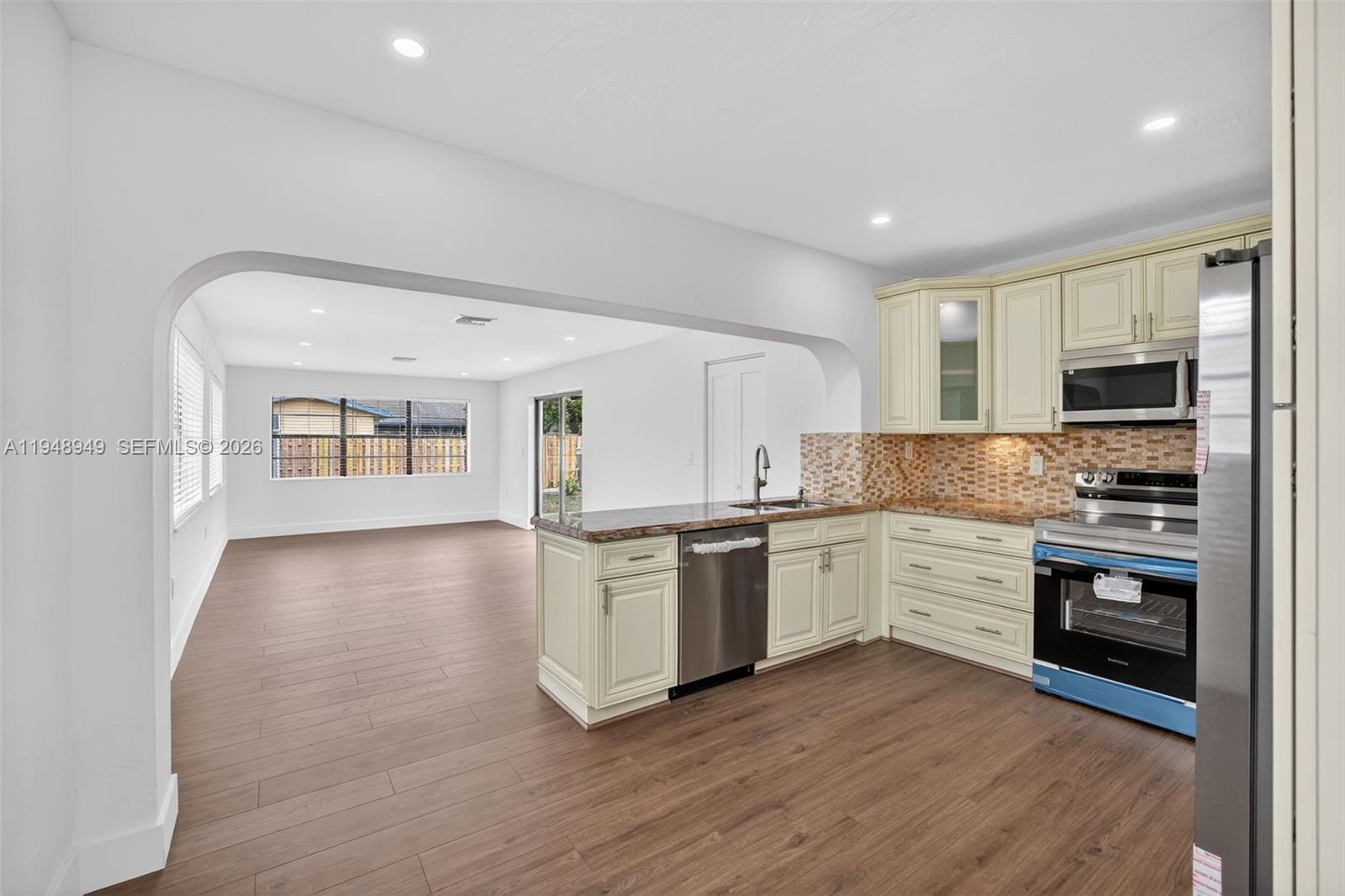 DRIFTWOOD ESTATES NO 10 - Residential