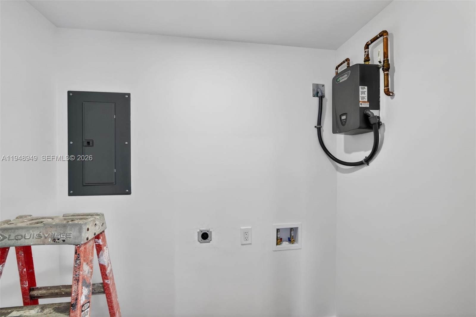 DRIFTWOOD ESTATES NO 10 - Residential