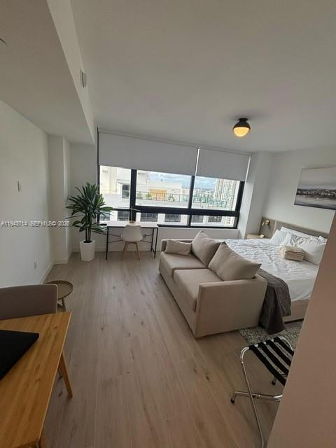 DISTRICT 225 - Residential