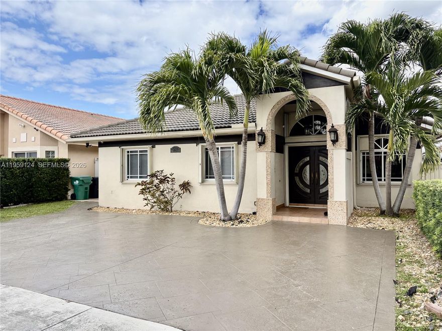 WONDERFUL 4 BEDROOM 2 FULL BATHS COMPLETELY UPDATED HOME, UPGRADED KITCHEN WITH GRANITE COUNTERTOPS AND STAINLESS-STEEL APPLIANCES, LUXURY POOL WITH CABANA BAR AREA AND BAR-B-Q. TILE THROUGHOUT. BRIGHT AND SPACIOUS. PARKING FOR OVER 4 CARS. NO HOMEOWNER ASSOCIATION APPROVAL REQUIRED. NEAR BOB GRAHAM ELEMENTARY (A+ SCHOOL).MINIMUM 680 CREDIT SCORE REQUIRD.