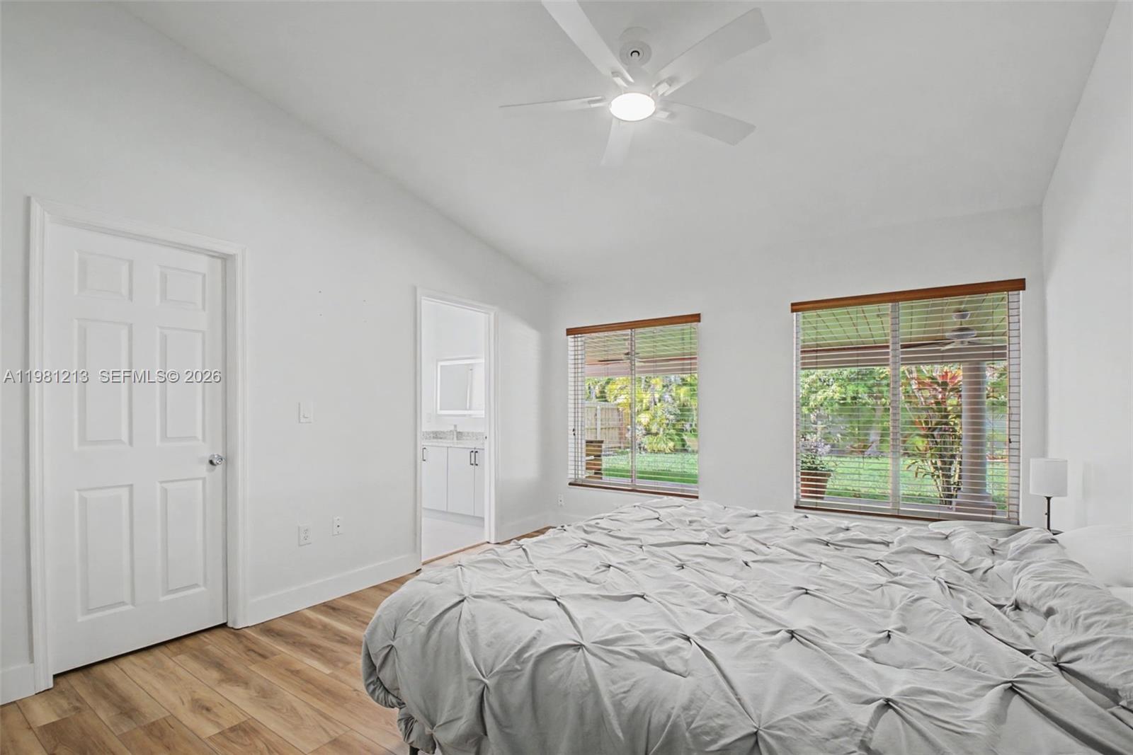 MUNNE ROYAL HOMES - Residential Lease