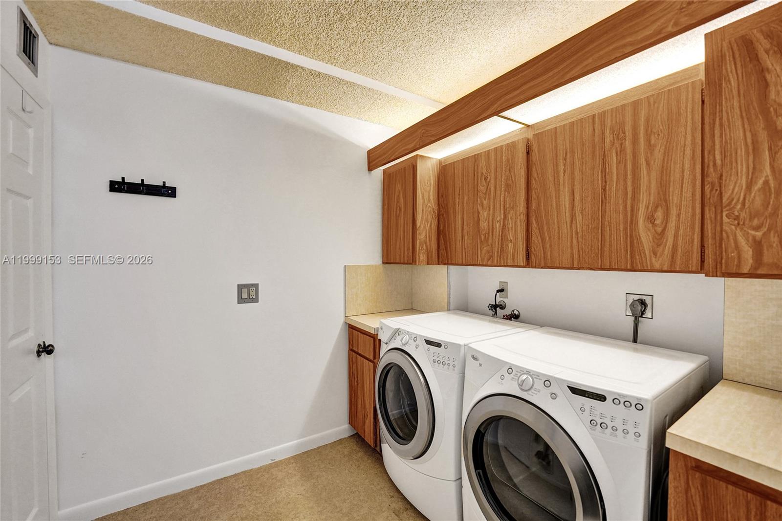 CONDO 13 OF WHITEHALL CON - Residential