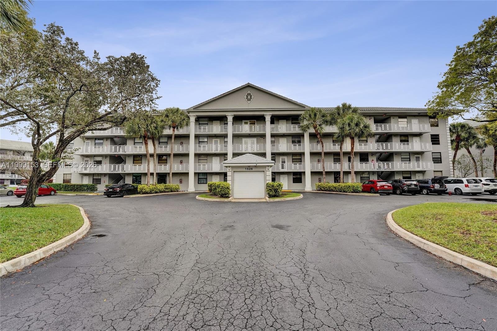 CONDO 13 OF WHITEHALL CON - Residential