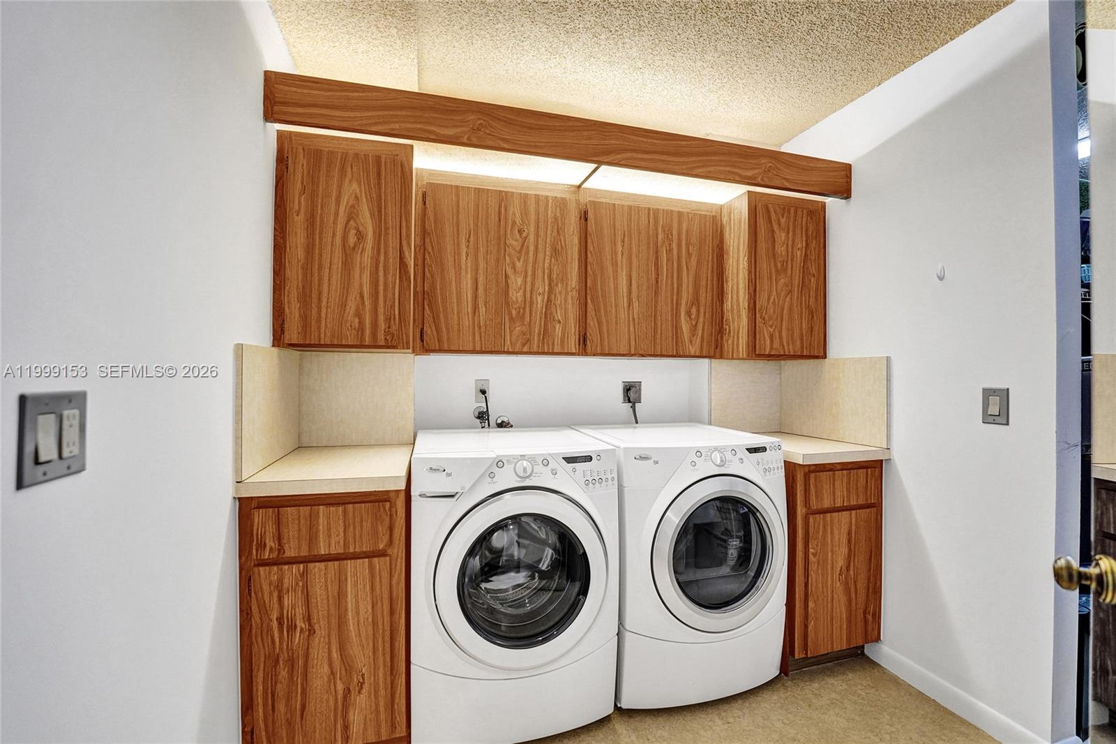 CONDO 13 OF WHITEHALL CON - Residential