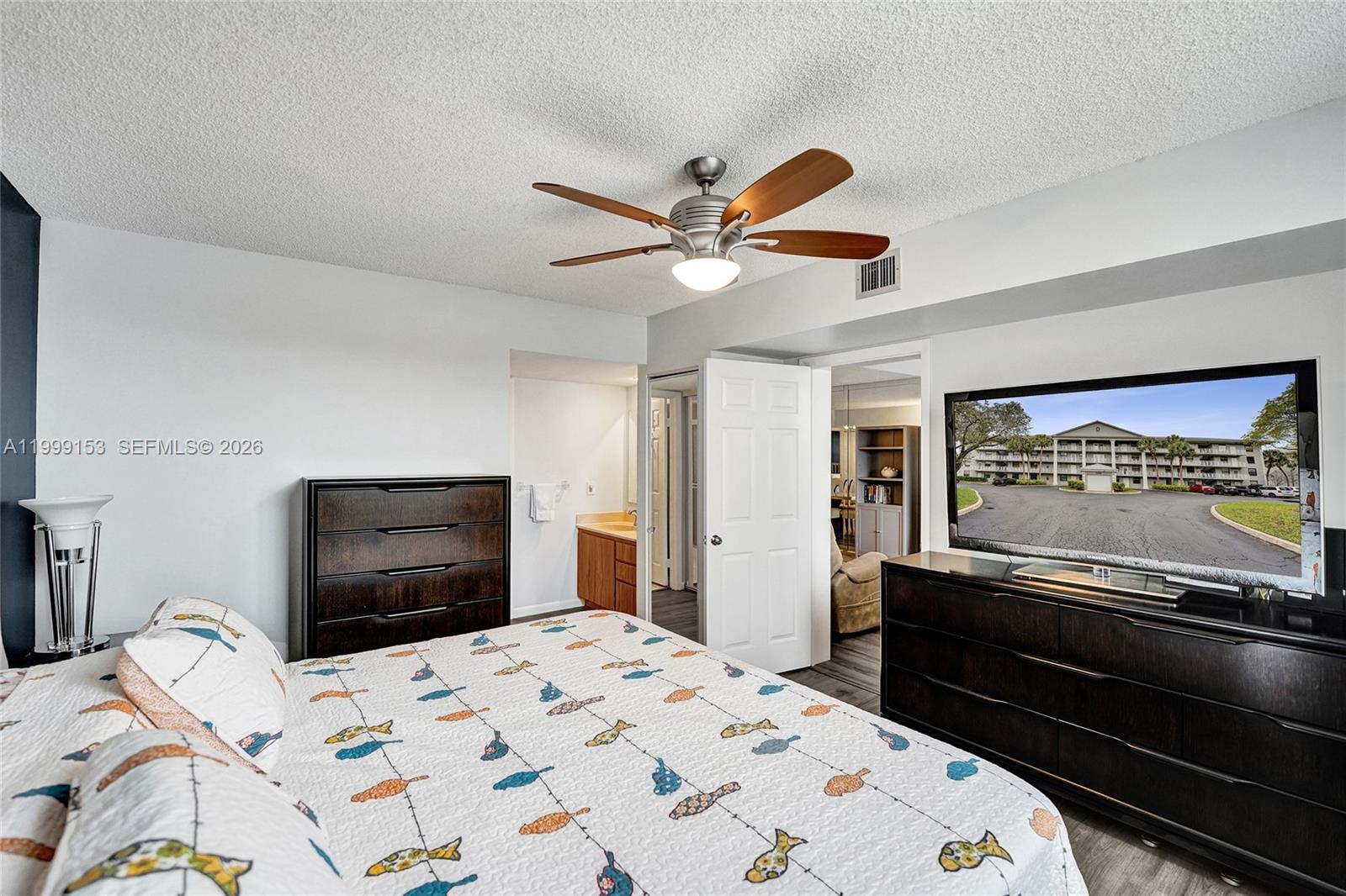 CONDO 13 OF WHITEHALL CON - Residential