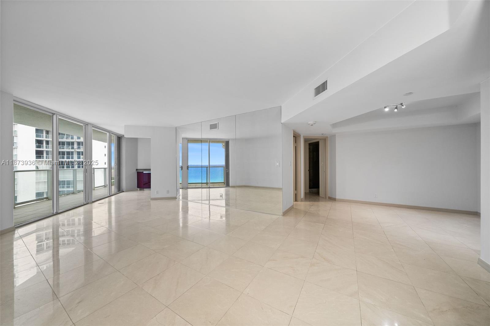 OCEANIA III CONDO - Residential