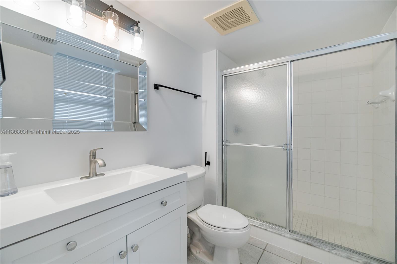 DA VINCI ON DOUGLAS CONDO - Residential