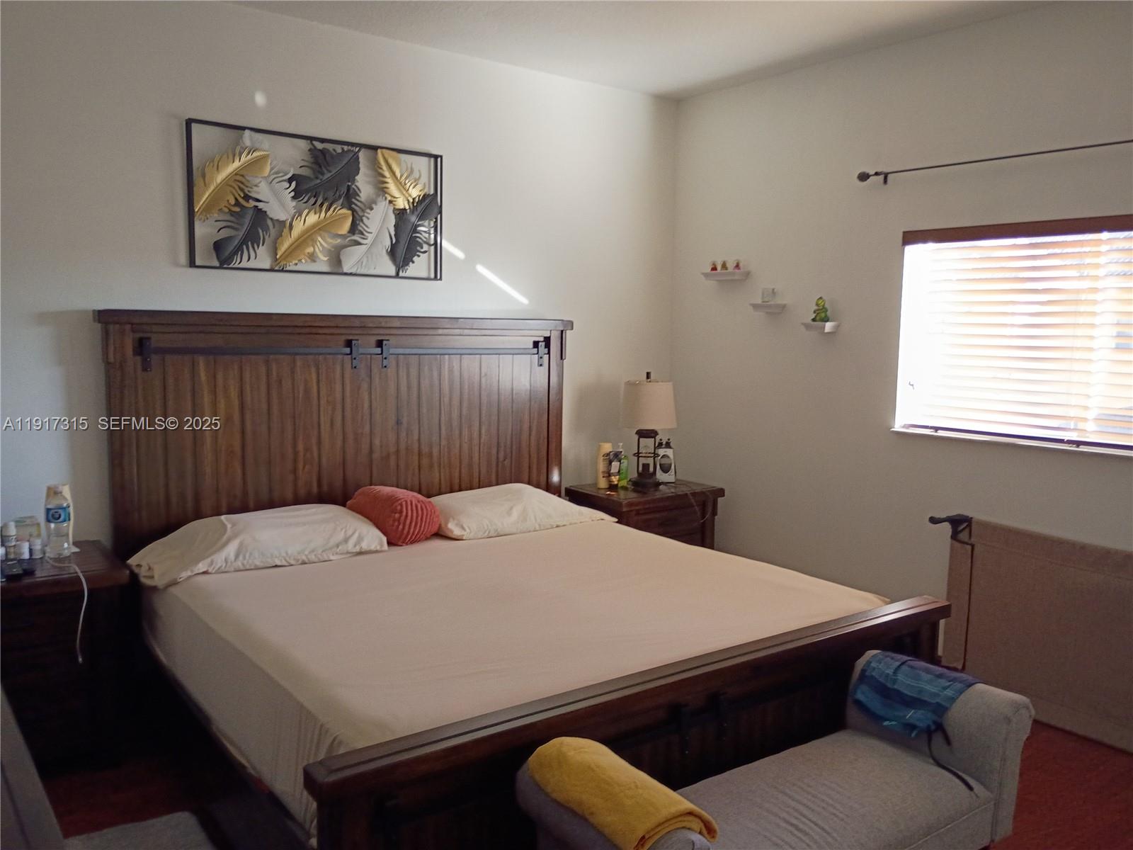 TWIN LAKE SHORES CENTRAL - Residential Lease