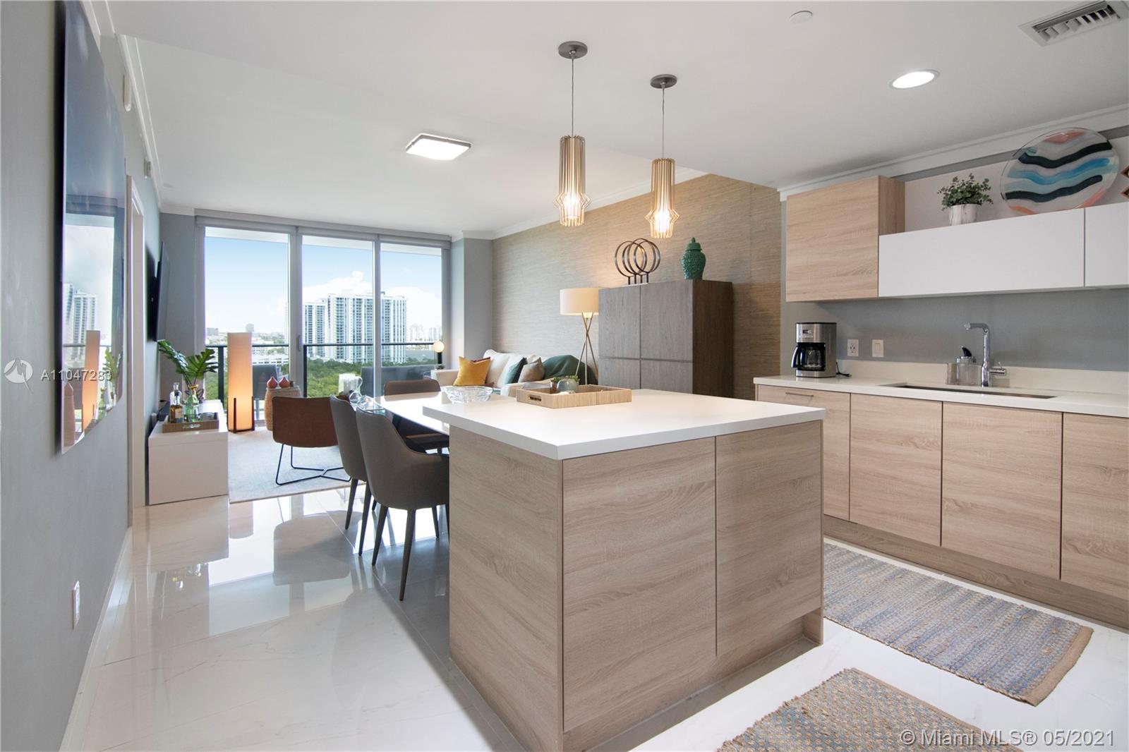 THE HARBOUR NORTH CONDO - Residential