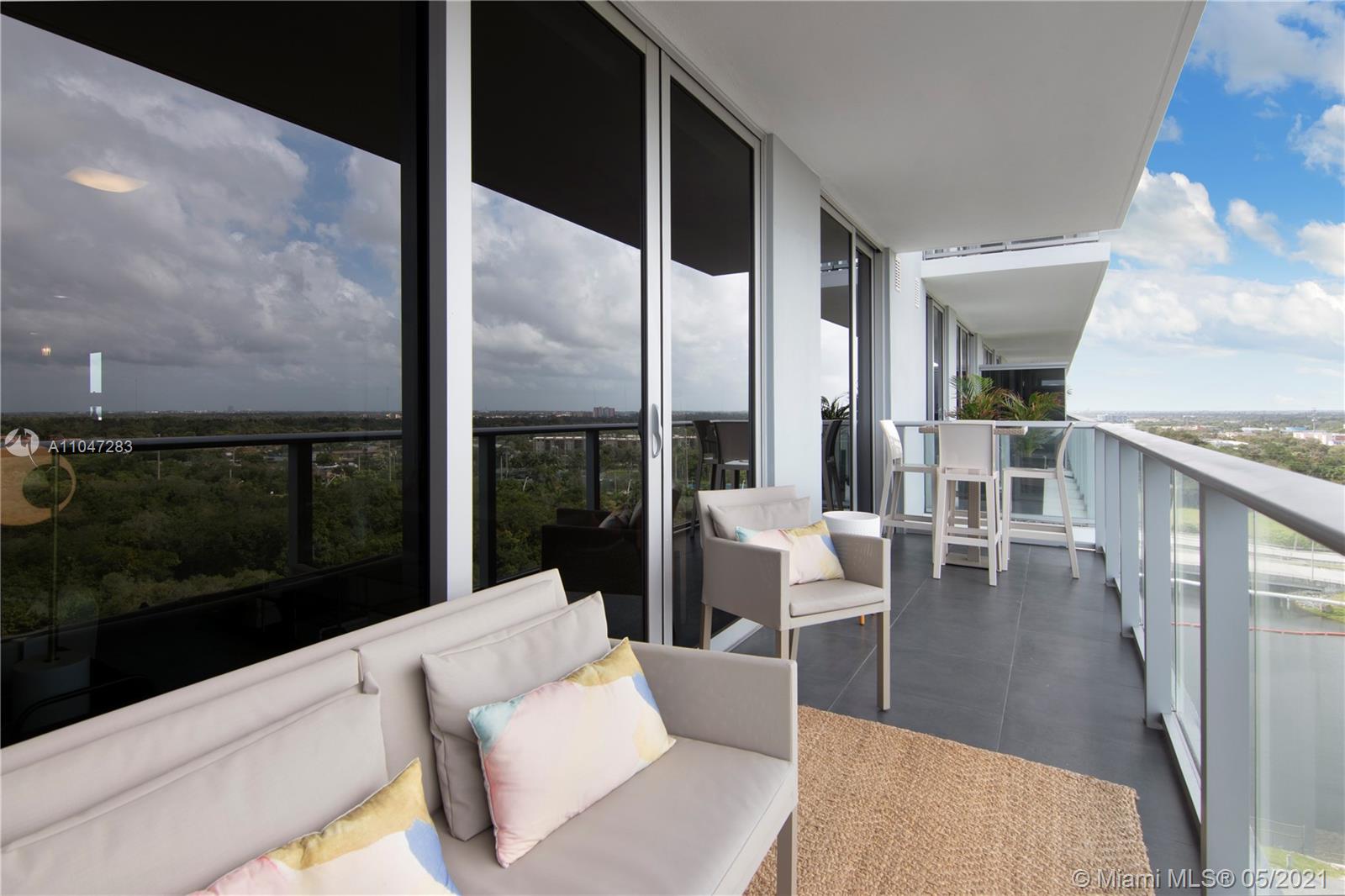 THE HARBOUR NORTH CONDO - Residential