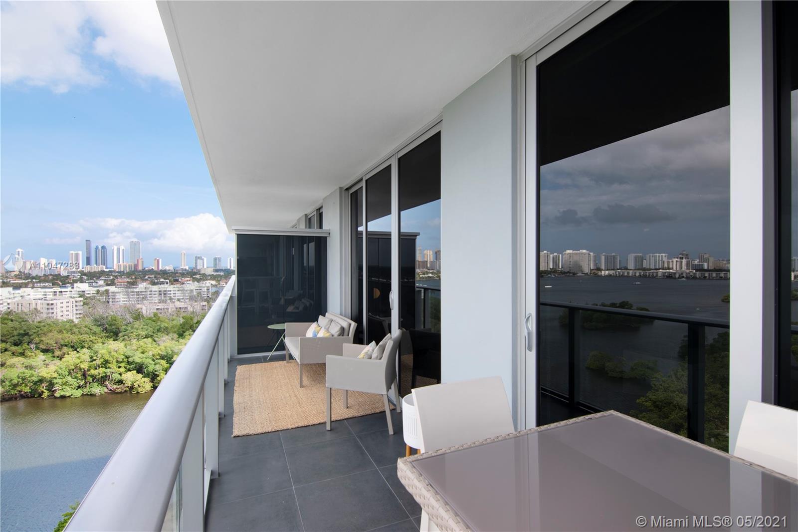 THE HARBOUR NORTH CONDO - Residential