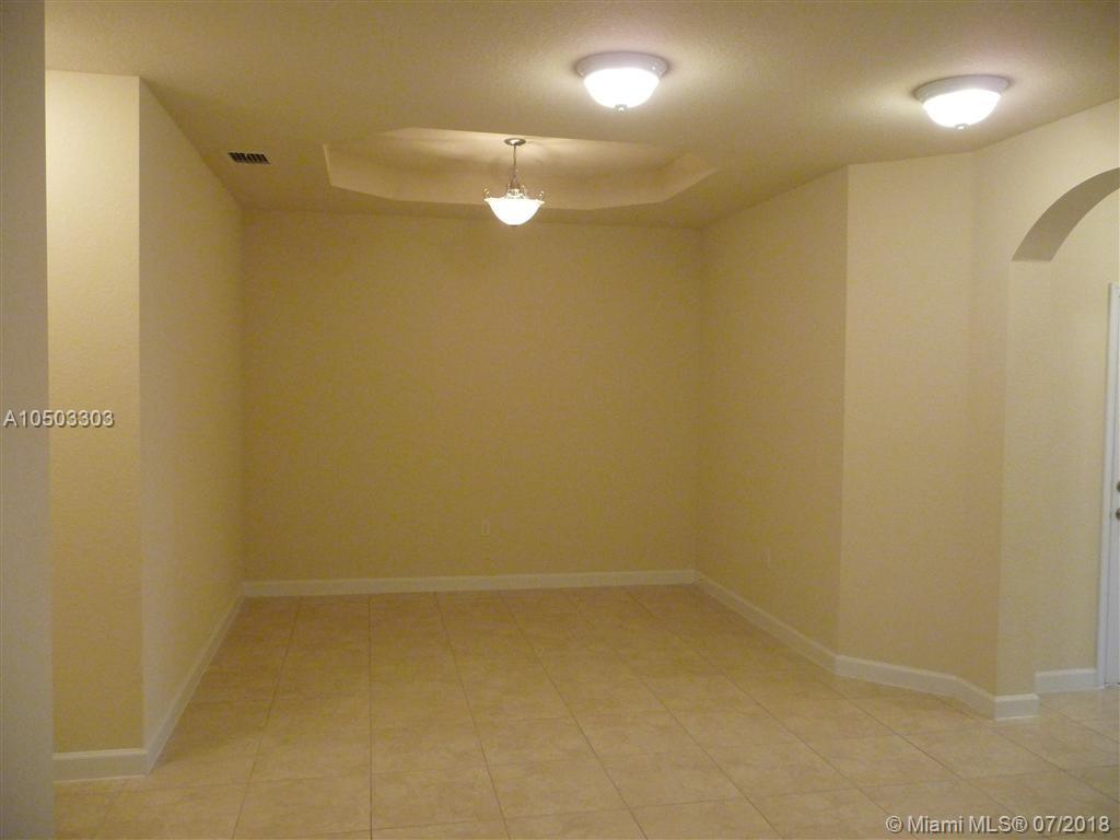 MIRAGE AT ISLAND AT OASIS - Residential Lease