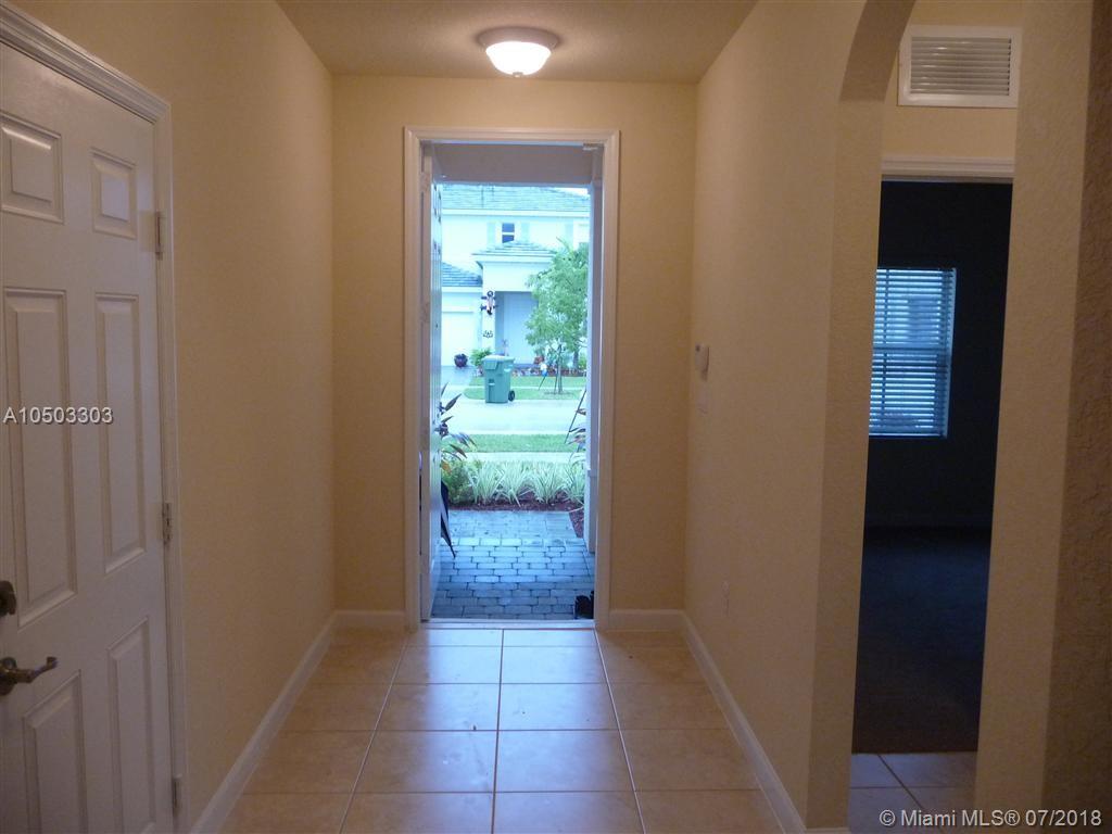 MIRAGE AT ISLAND AT OASIS - Residential Lease