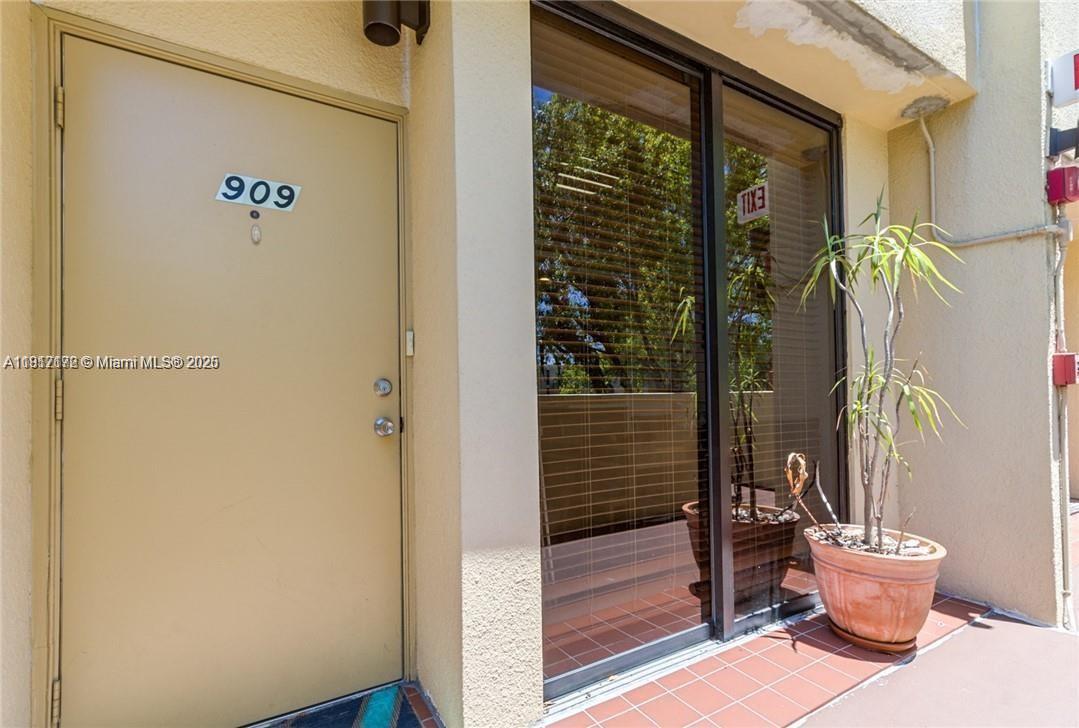 2810 SW 87th Ave 909