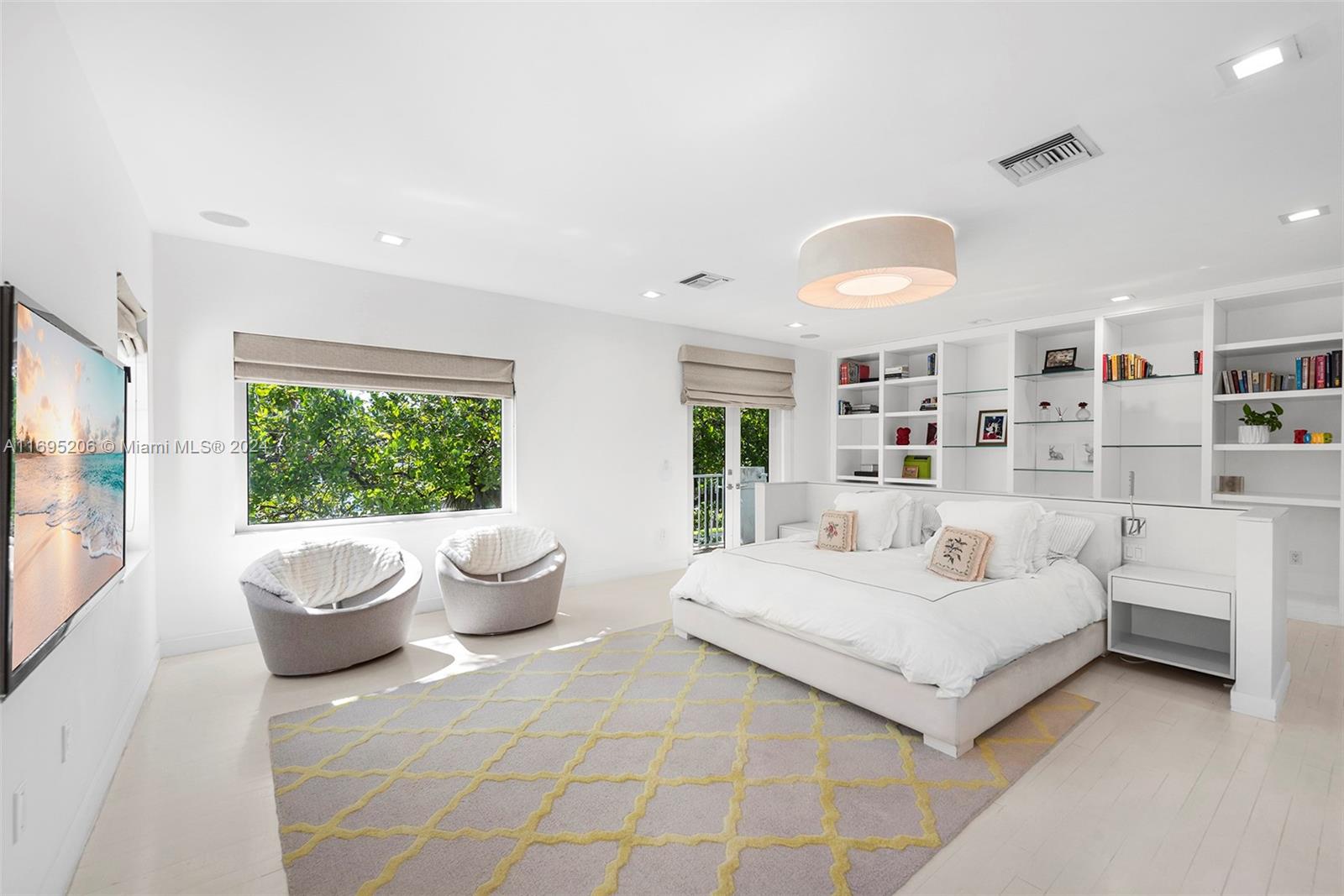 Country Club Estates - Residential