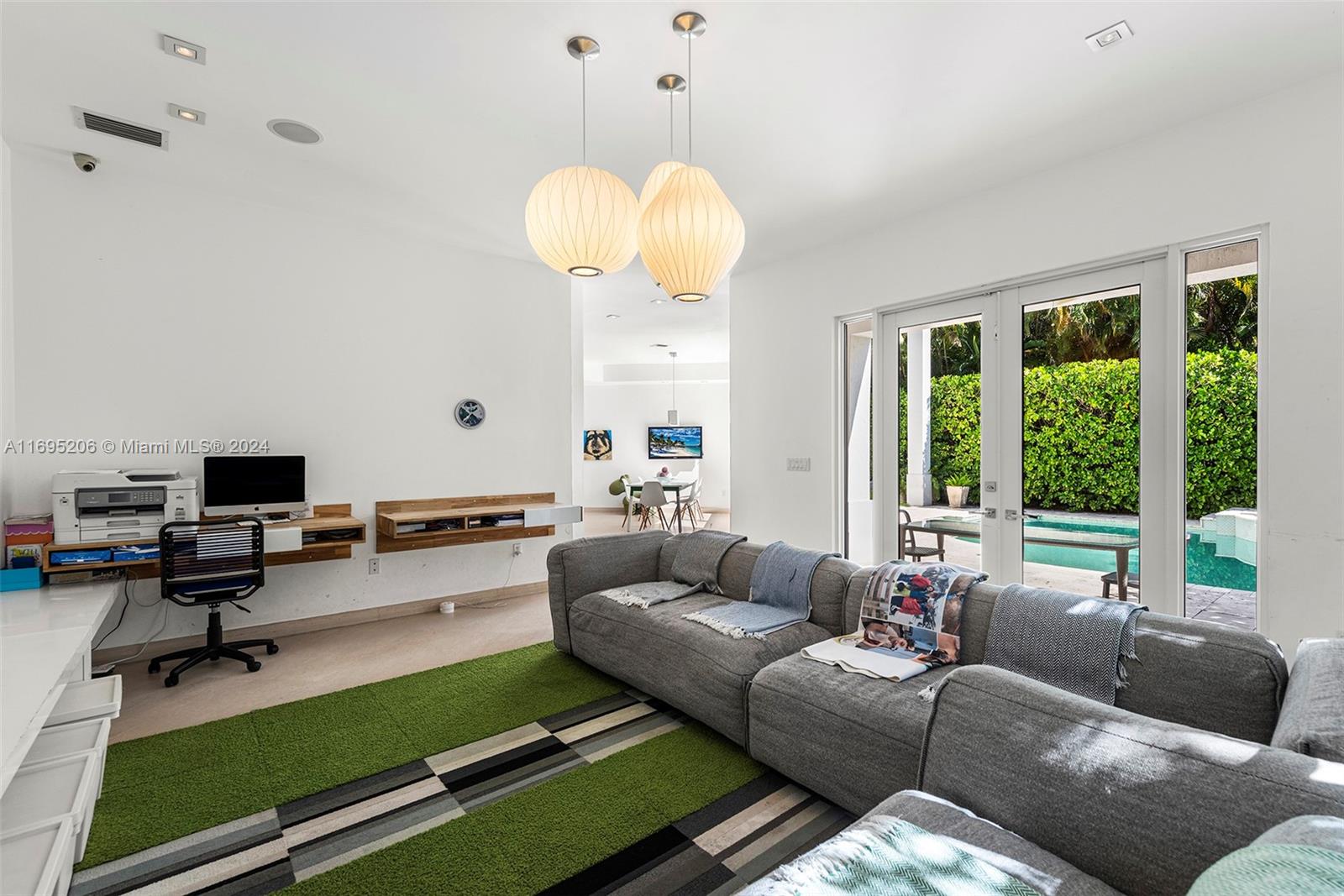 Country Club Estates - Residential