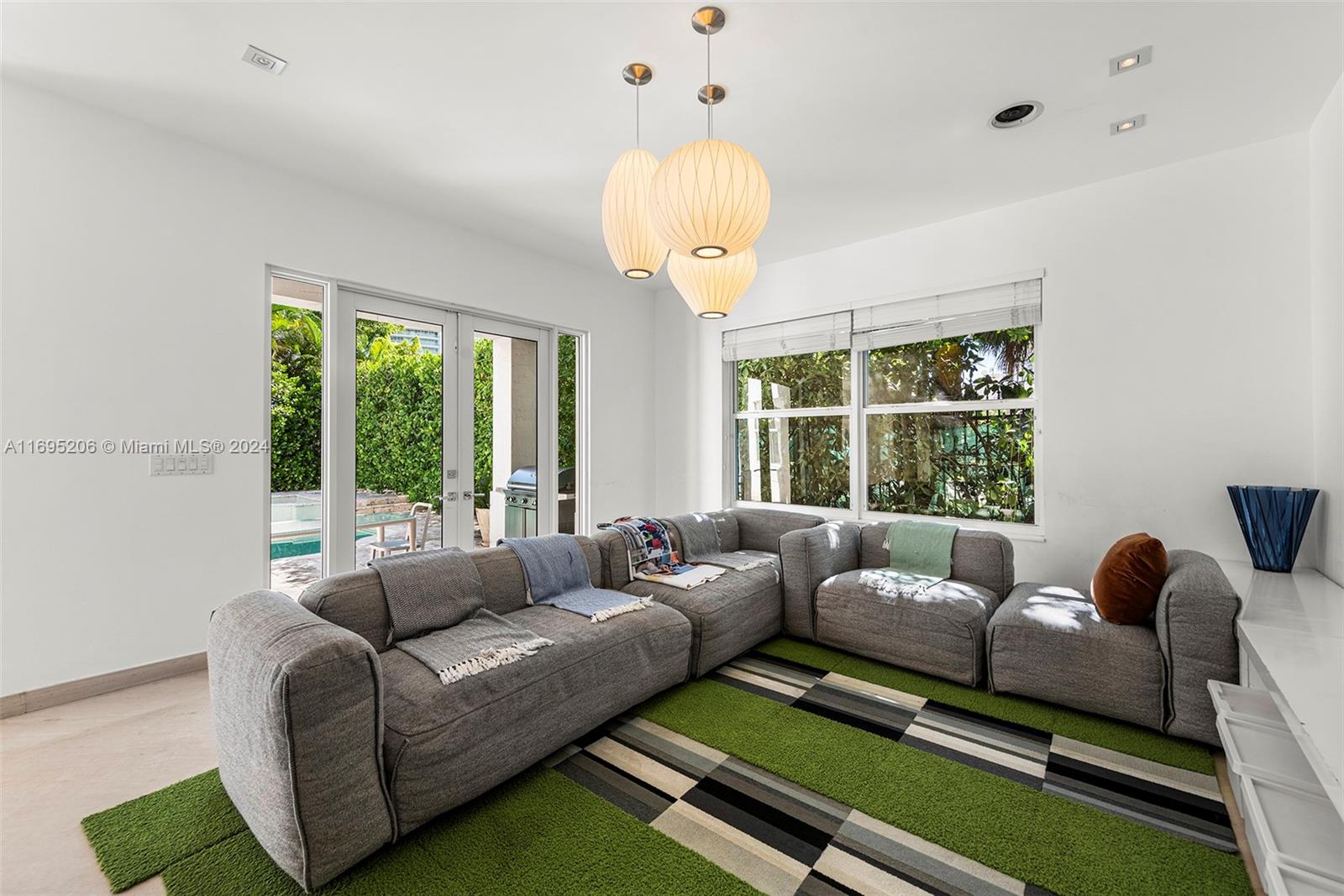 Country Club Estates - Residential