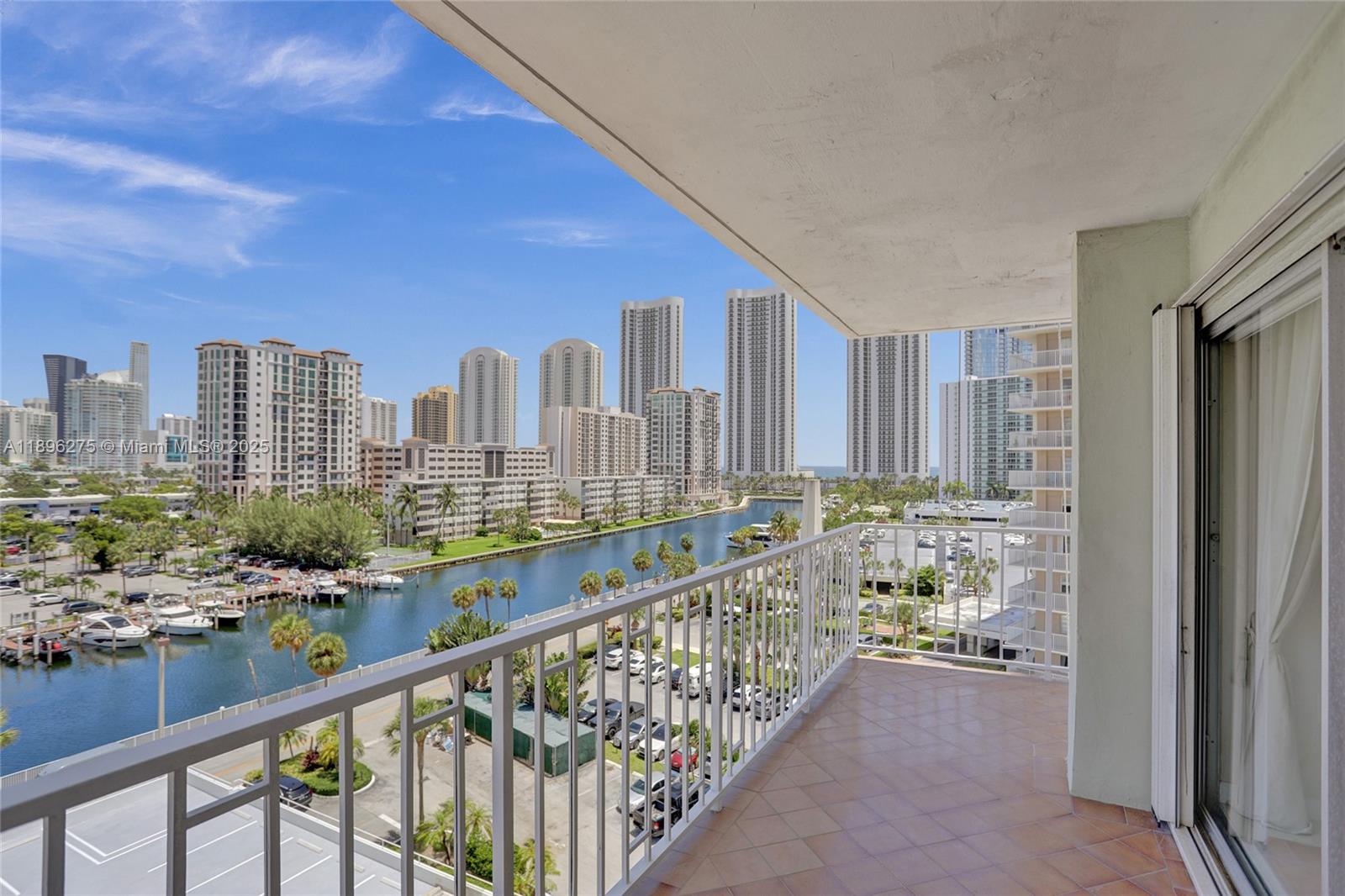 View photos, virtual tours, details... 500 Bayview Dr 731