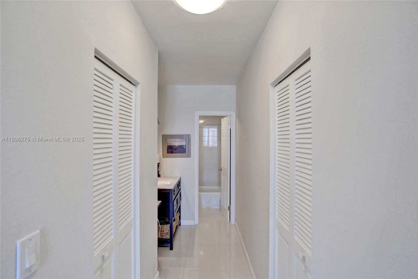 ARLEN HOUSE WEST CONDO - Residential