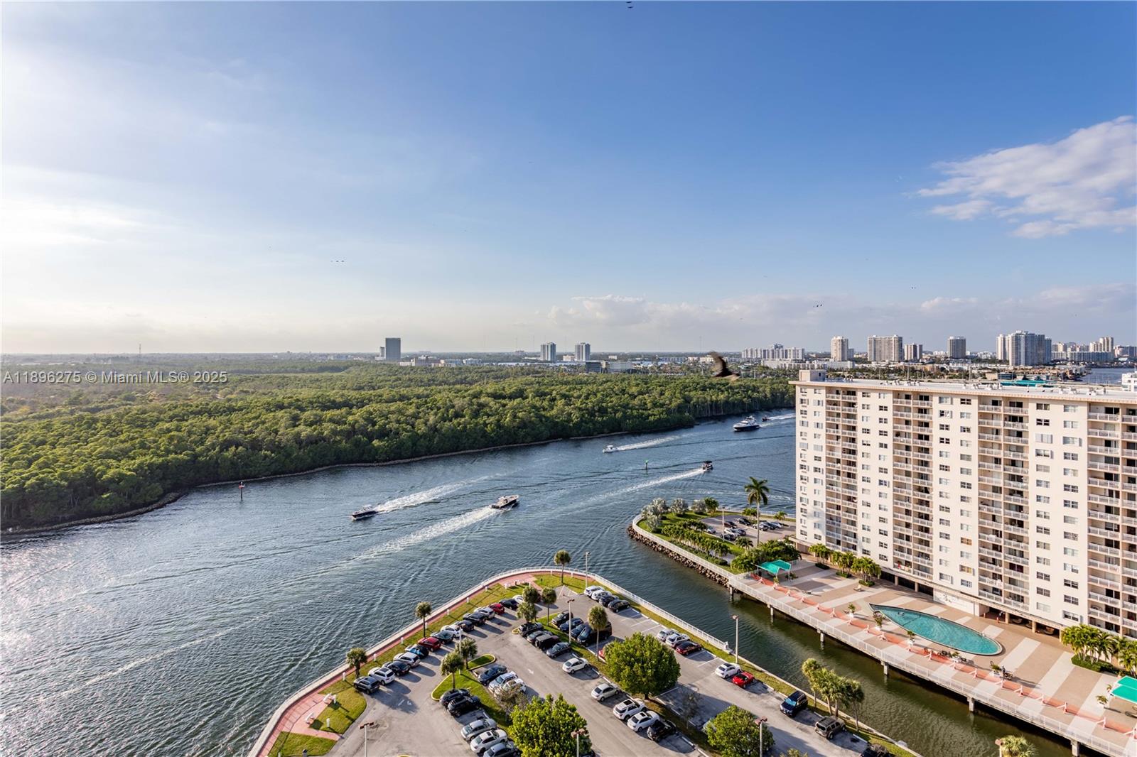 ARLEN HOUSE WEST CONDO - Residential