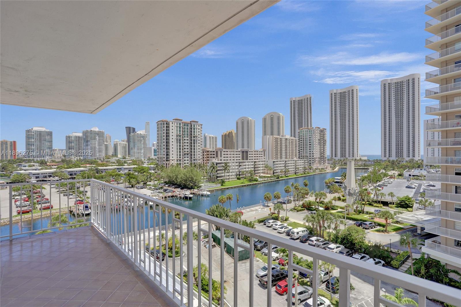 View photos, virtual tours, details... 500 Bayview Dr 731